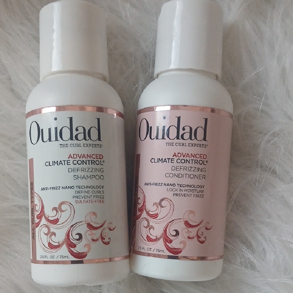 Ouidad Defrizzing Shampoo and Conditioner Set